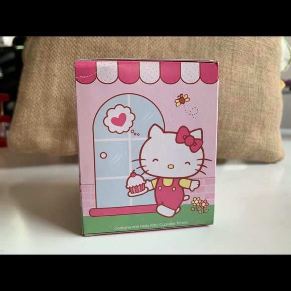 Hello kitty “trinket holder” - Picture 6 of 7